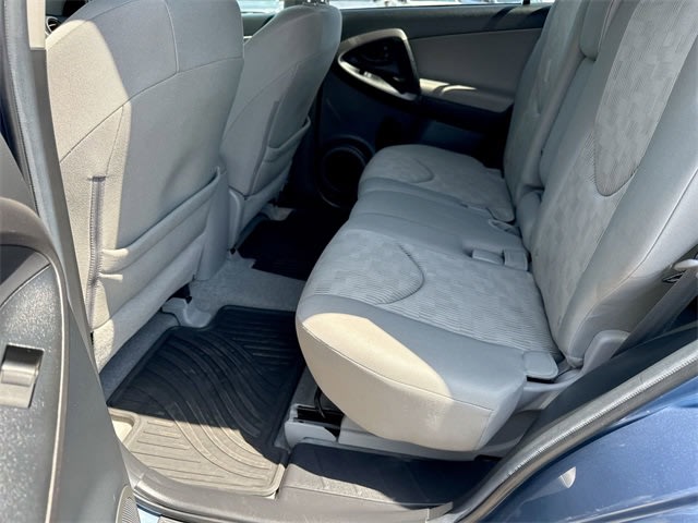 2012 Toyota RAV4 Base 12