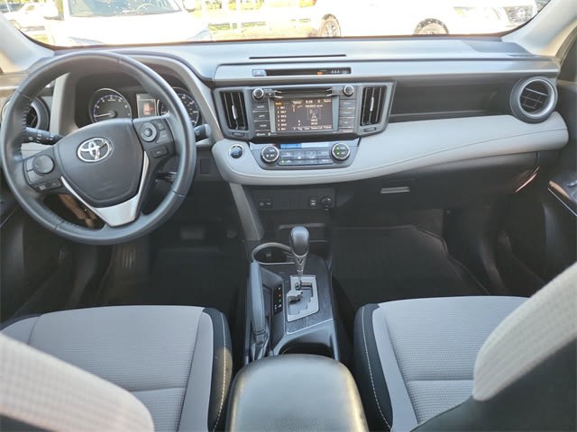 Thumbnail: 2018 Toyota RAV4 - 2