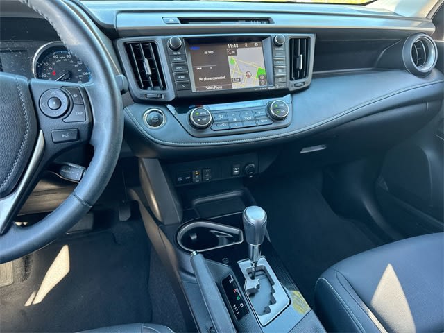 2018 Toyota RAV4 Limited 13