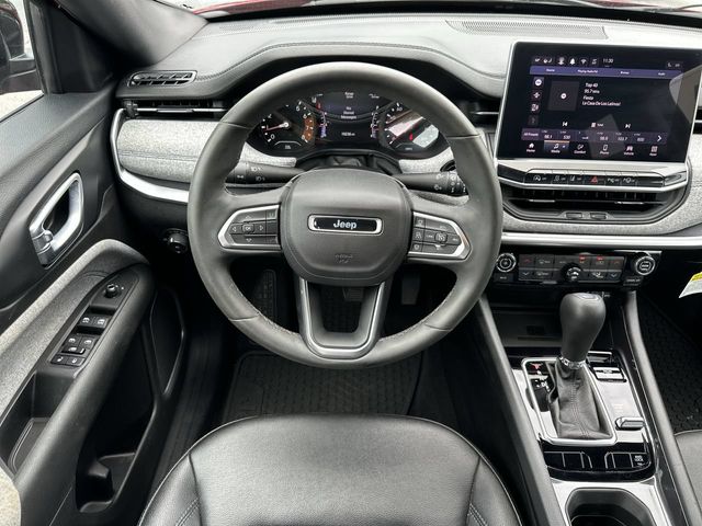 Thumbnail: 2024 Jeep Compass - 8