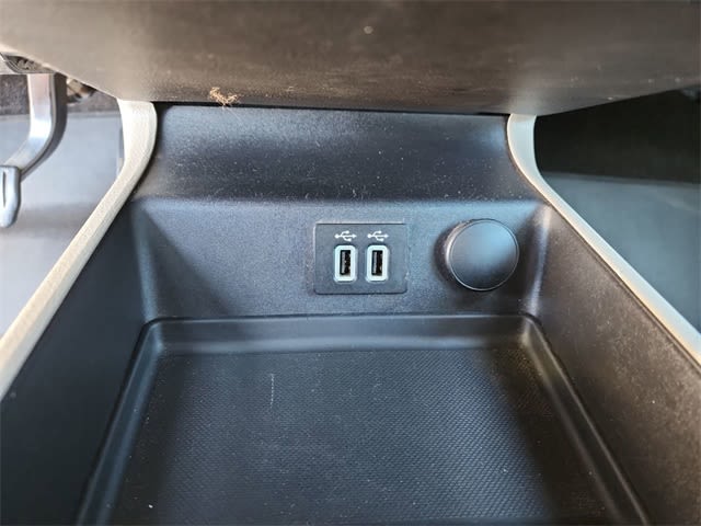 Thumbnail: 2019 Ford Fusion - 31