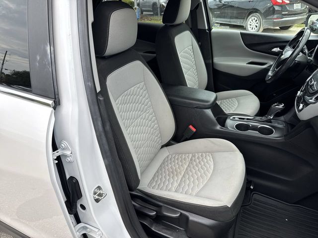 Thumbnail: 2021 Chevrolet Equinox - 10
