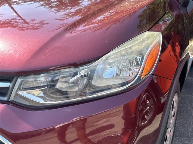 Thumbnail: 2017 Chevrolet Trax - 10