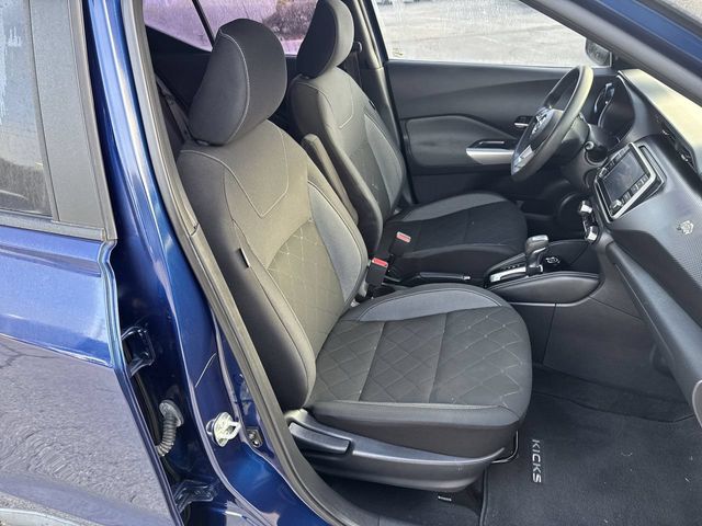 Thumbnail: 2019 Nissan Kicks - 10