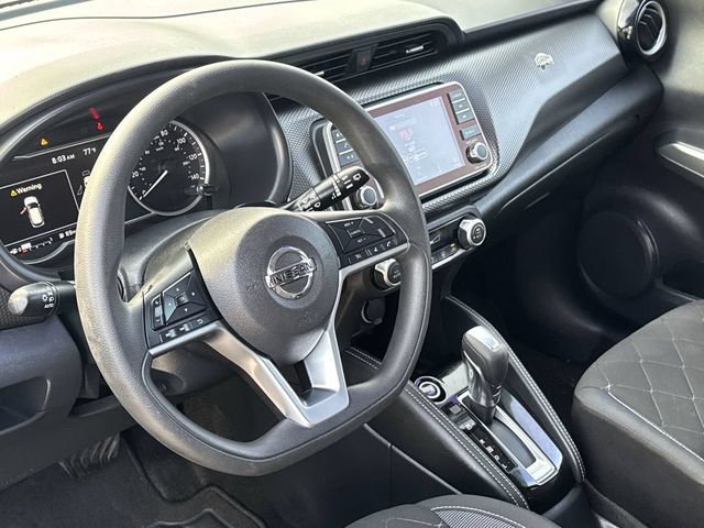 Thumbnail: 2019 Nissan Kicks - 2