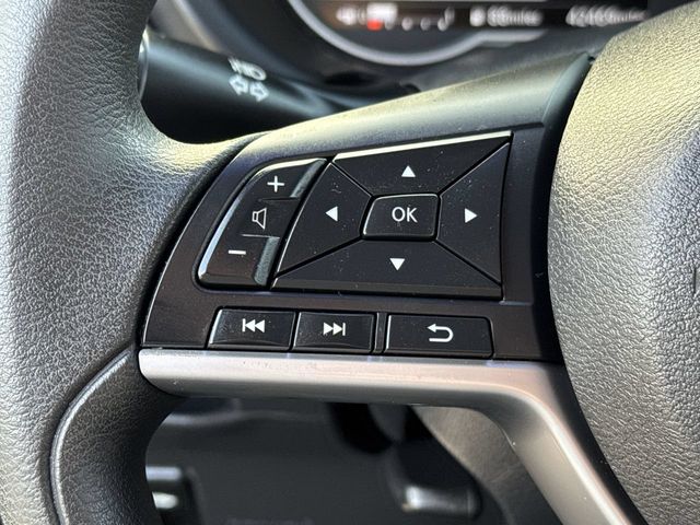 Thumbnail: 2019 Nissan Kicks - 29