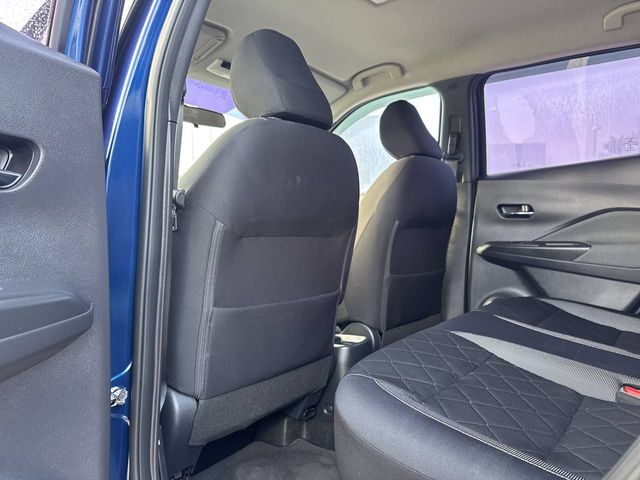 Thumbnail: 2019 Nissan Kicks - 11