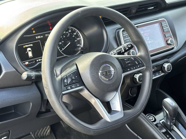 Thumbnail: 2019 Nissan Kicks - 12
