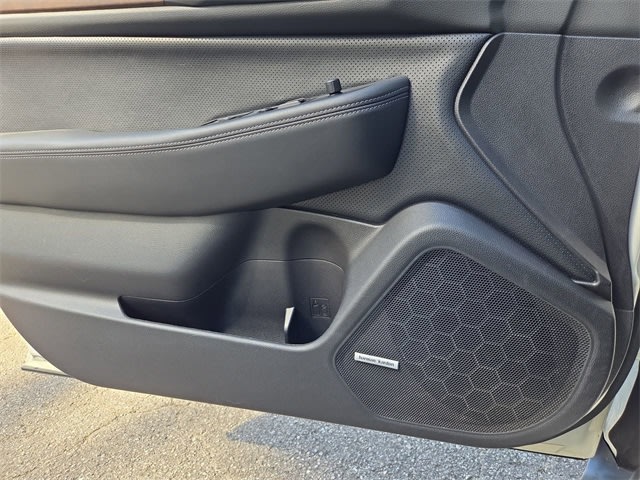 Thumbnail: 2016 Subaru Outback - 33