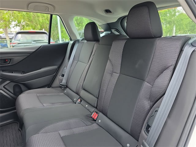 2025 Subaru Outback Base 27