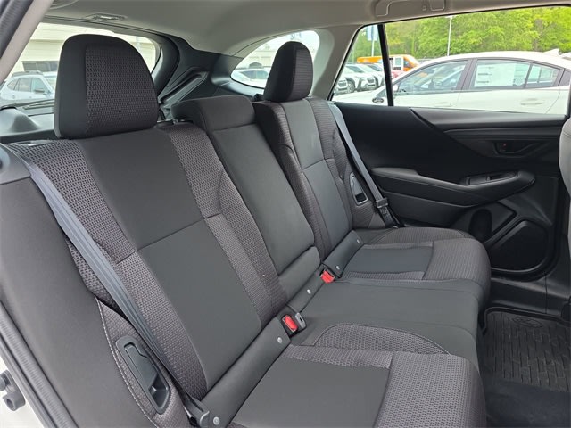 2025 Subaru Outback Base 28
