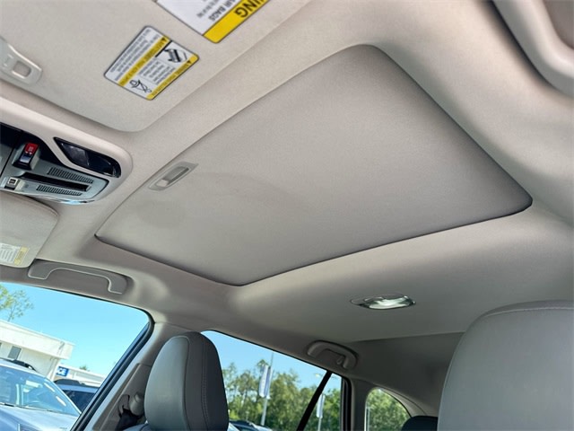2021 Subaru Outback Limited 23