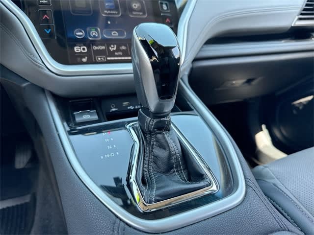 2021 Subaru Outback Limited 14