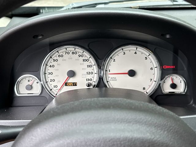Thumbnail: 2004 Saturn VUE - 15