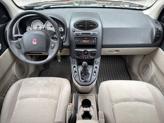 Thumbnail: 2004 Saturn VUE - 8