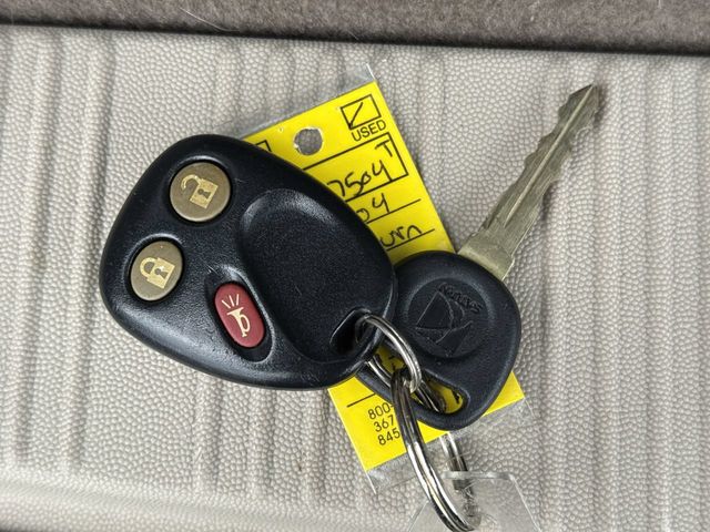 Thumbnail: 2004 Saturn VUE - 29