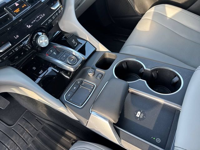 Thumbnail: 2022 Acura MDX - 14