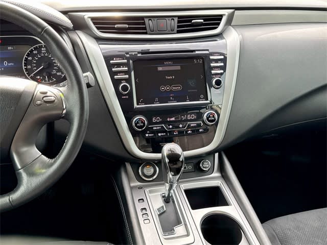 2019 Nissan Murano SV 13