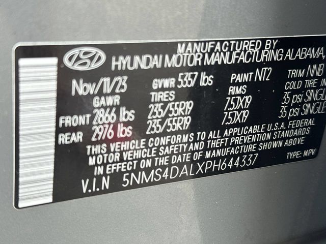 Thumbnail: 2023 Hyundai Santa Fe - 18