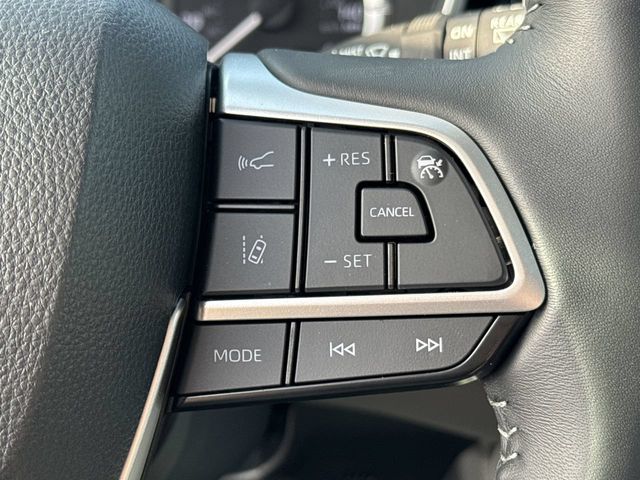 Thumbnail: 2026 Toyota Highlander - 30