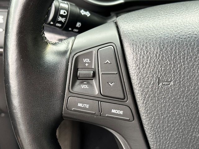Thumbnail: 2014 Kia Sorento - 28