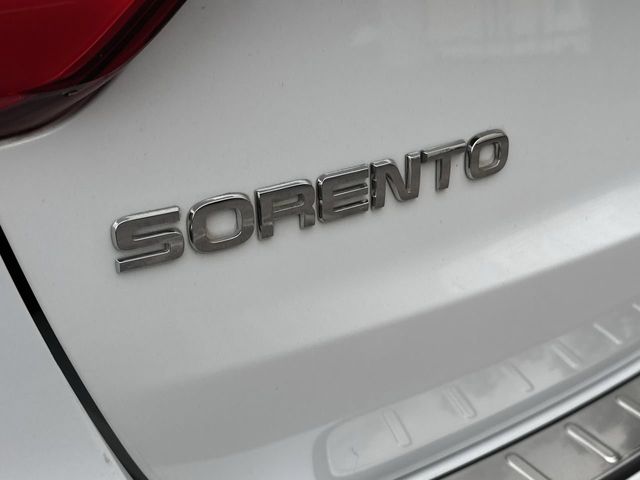 Thumbnail: 2014 Kia Sorento - 23