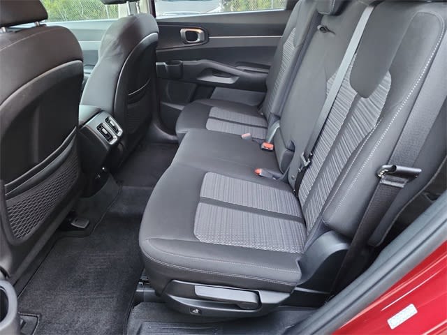 Thumbnail: 2021 Kia Sorento - 23