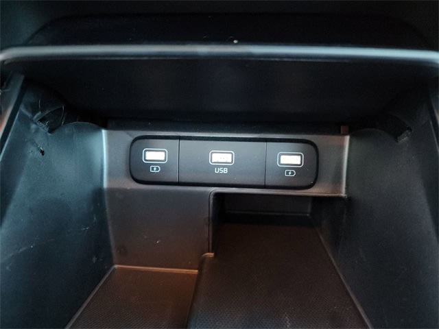 Thumbnail: 2021 Kia Sorento - 29