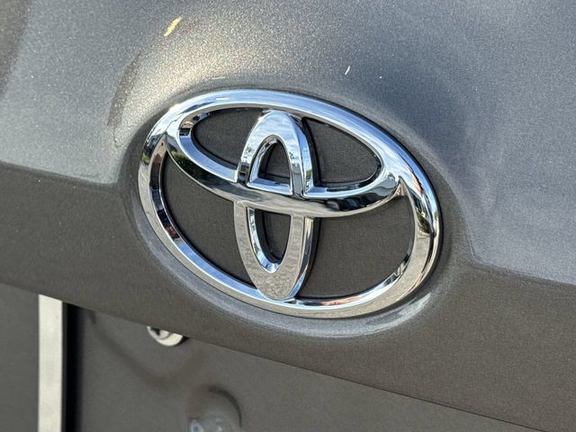 Thumbnail: 2018 Toyota Corolla - 23