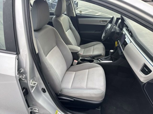 Thumbnail: 2015 Toyota Corolla - 10