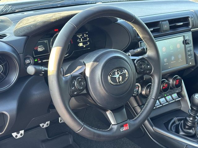 Thumbnail: 2025 Toyota GR86 - 12