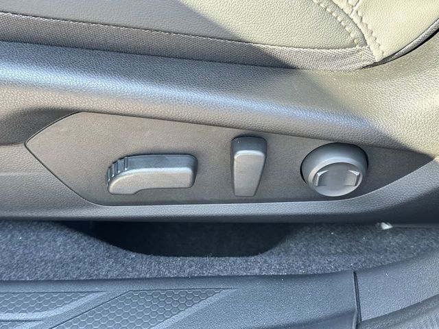 Thumbnail: 2026 Subaru Outback - 23