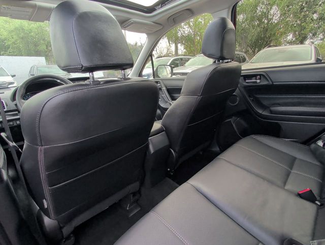 Thumbnail: 2017 Subaru Forester - 11