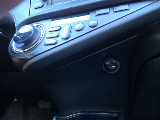 Thumbnail: 2012 Toyota Prius c - 31