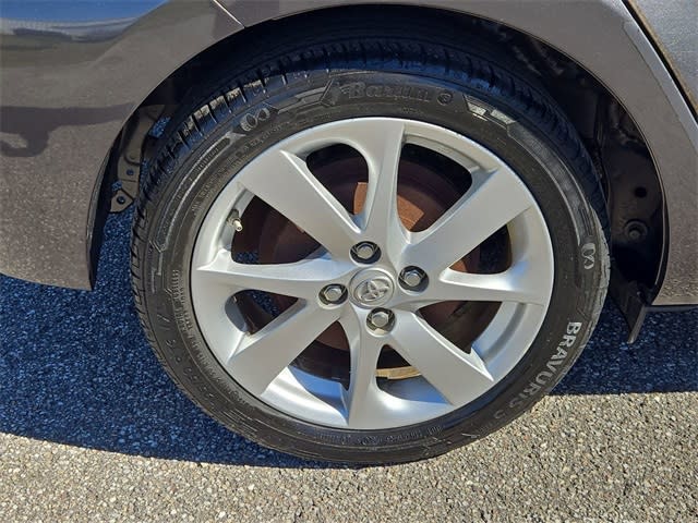 Thumbnail: 2012 Toyota Prius c - 8