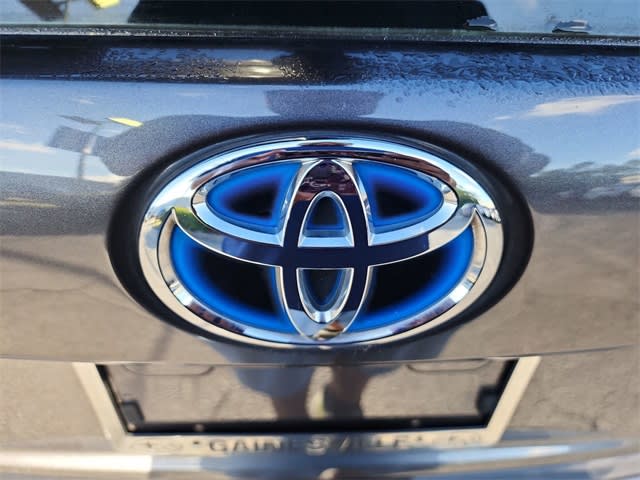 Thumbnail: 2012 Toyota Prius v - 6