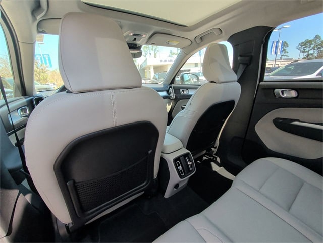 Thumbnail: 2021 Volvo XC40 - 11