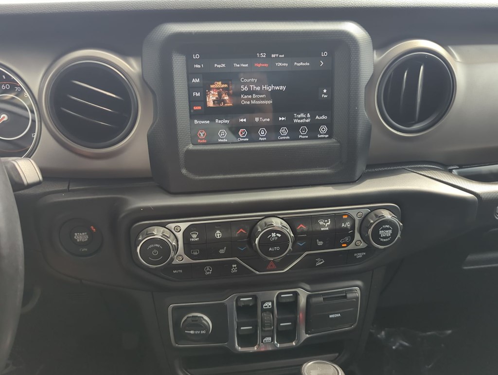 Thumbnail: 2020 Jeep Wrangler - 14