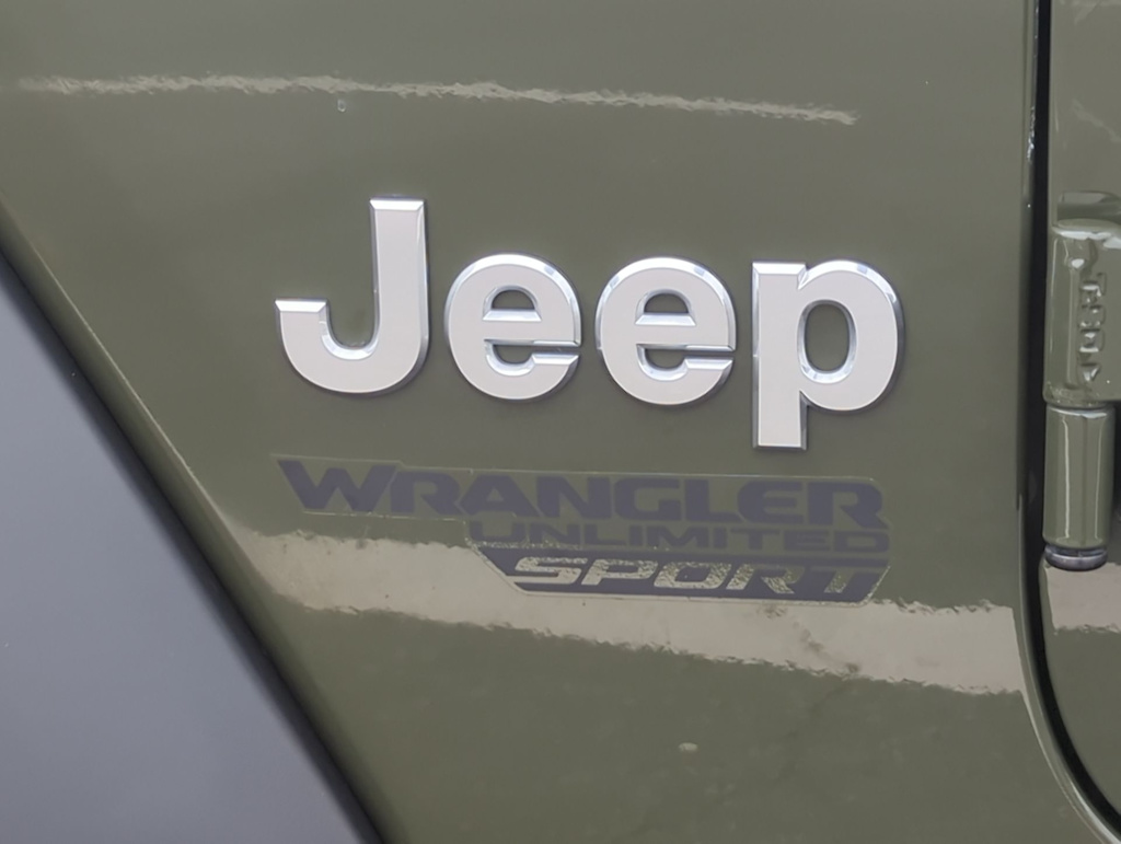 Thumbnail: 2020 Jeep Wrangler - 24