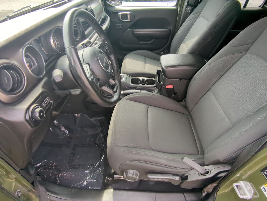 Thumbnail: 2020 Jeep Wrangler - 11