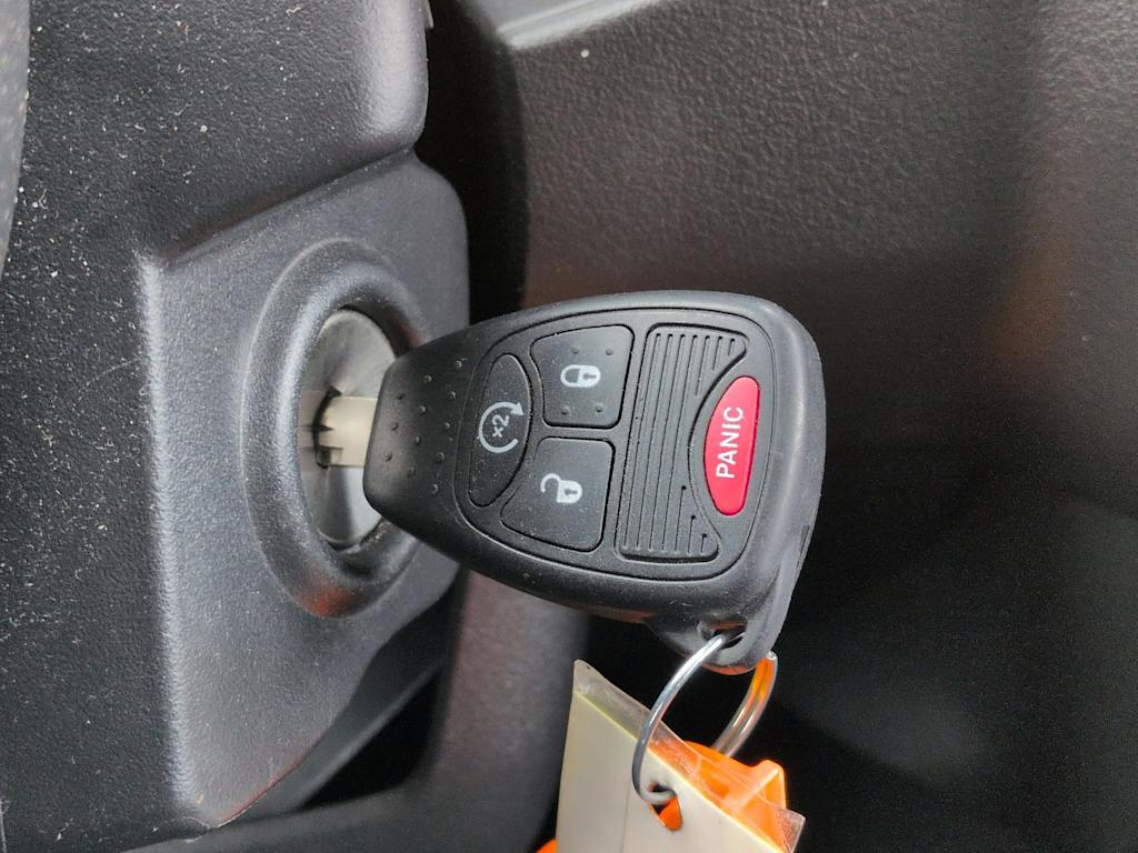 Thumbnail: 2014 Jeep Patriot - 18