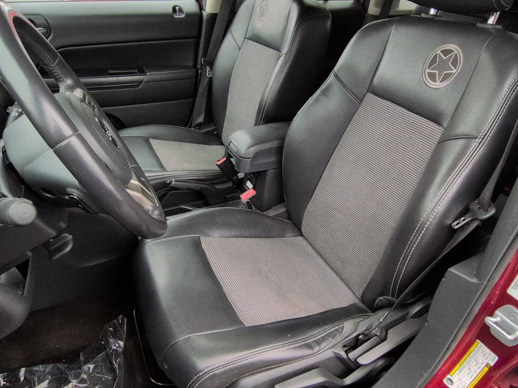 Thumbnail: 2014 Jeep Patriot - 12