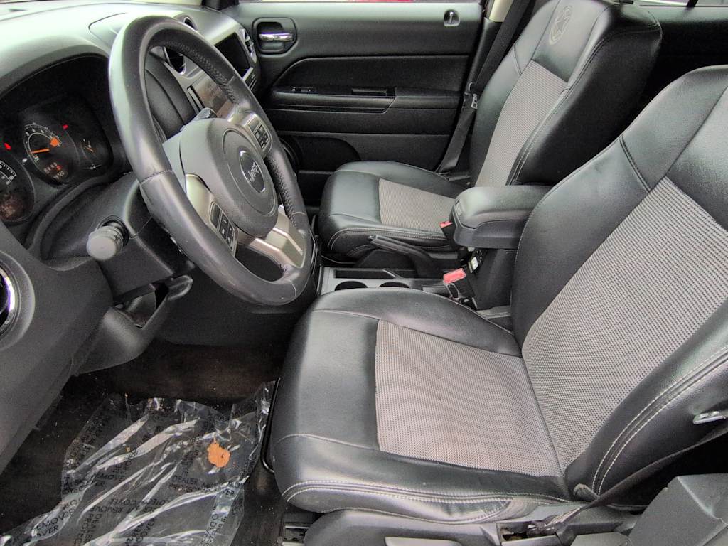 Thumbnail: 2014 Jeep Patriot - 11