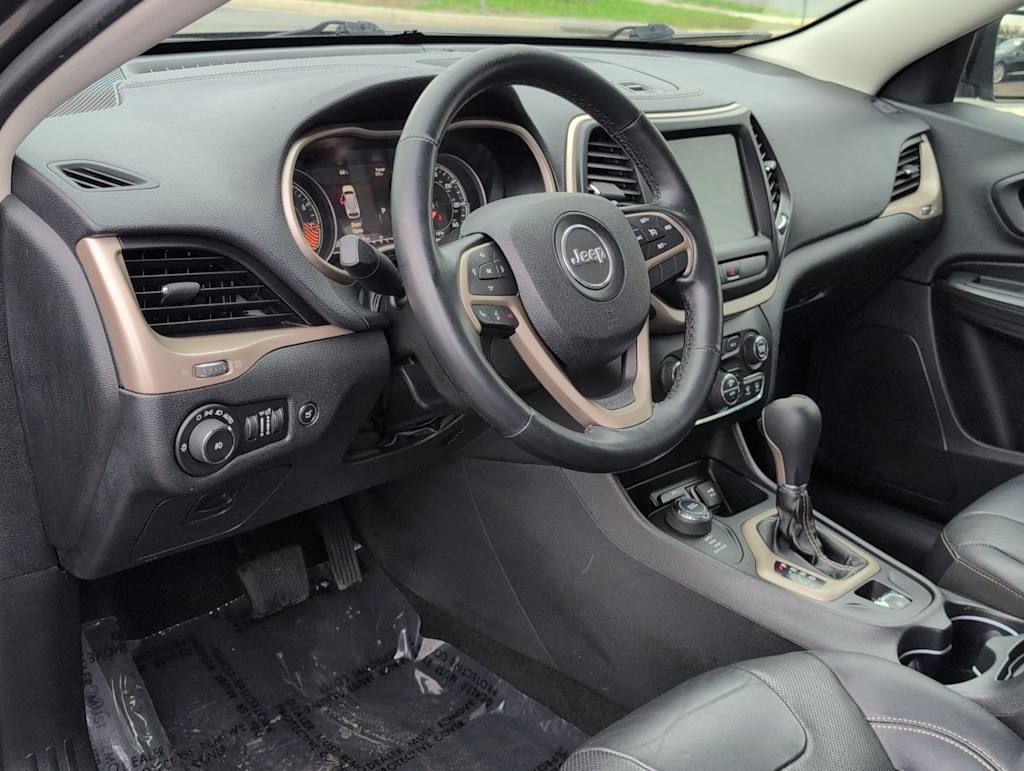 Thumbnail: 2015 Jeep Cherokee - 2