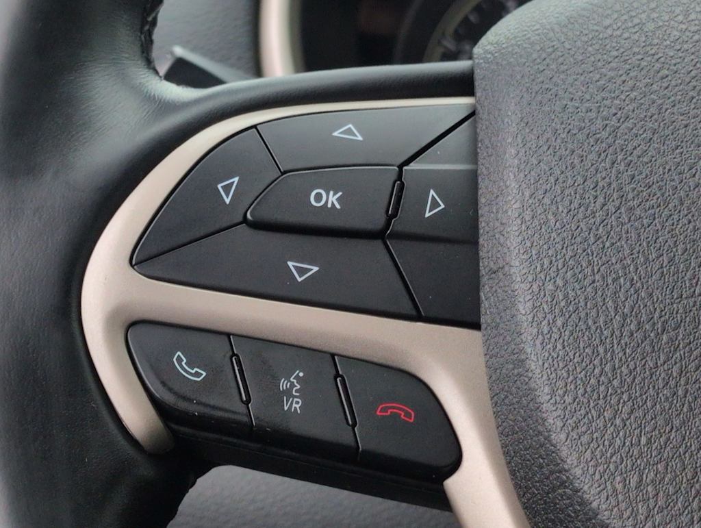 Thumbnail: 2015 Jeep Cherokee - 30