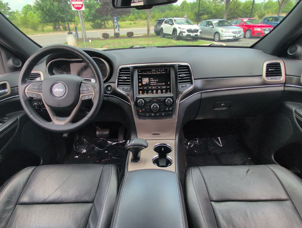 Thumbnail: 2015 Jeep Grand Cherokee - 9
