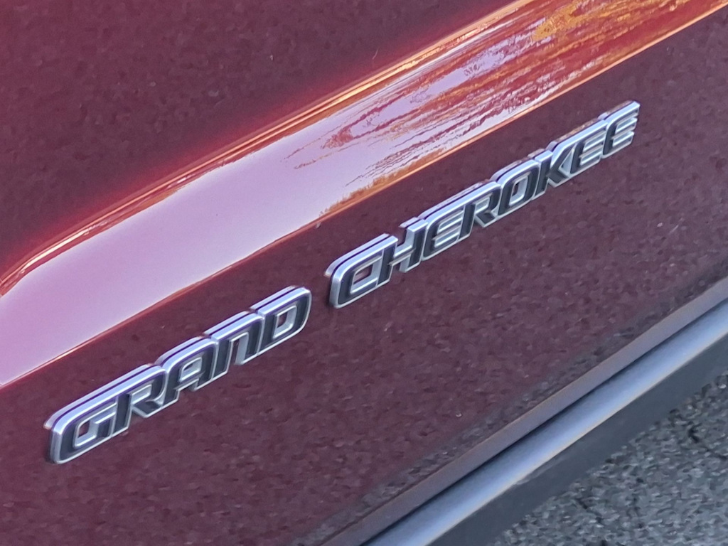 Thumbnail: 2021 Jeep Grand Cherokee - 22