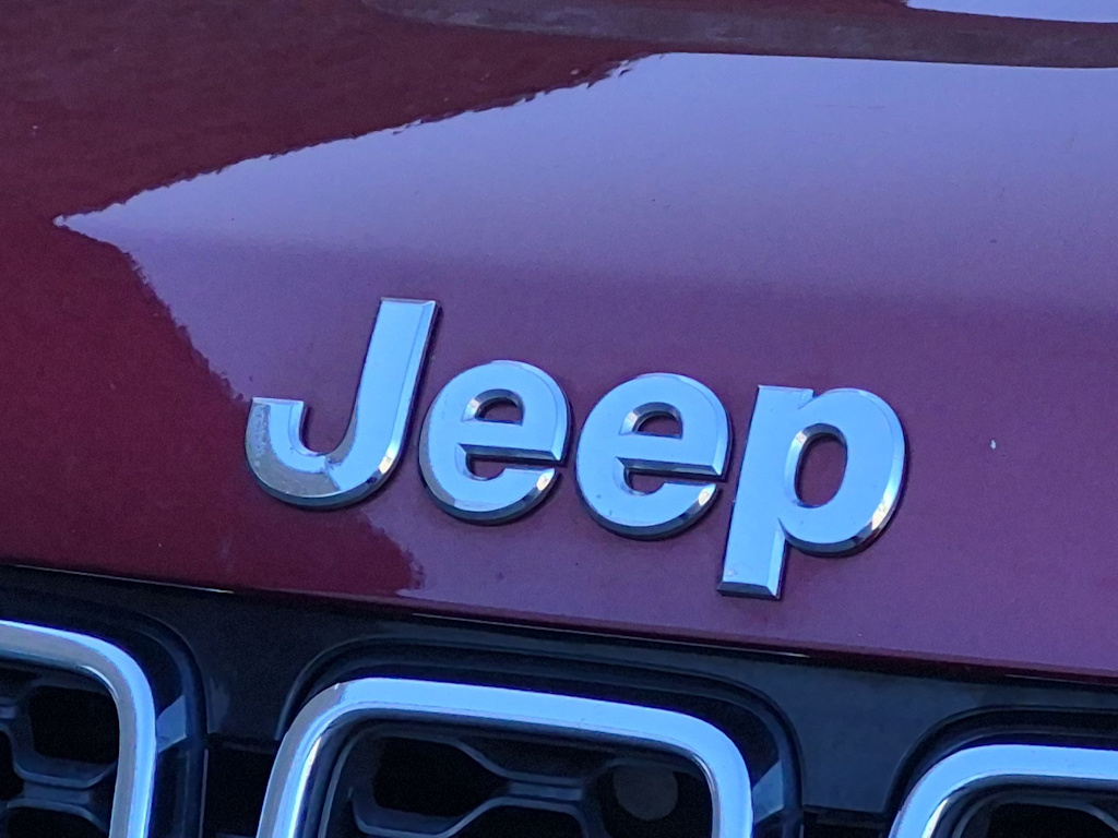 Thumbnail: 2021 Jeep Grand Cherokee - 7