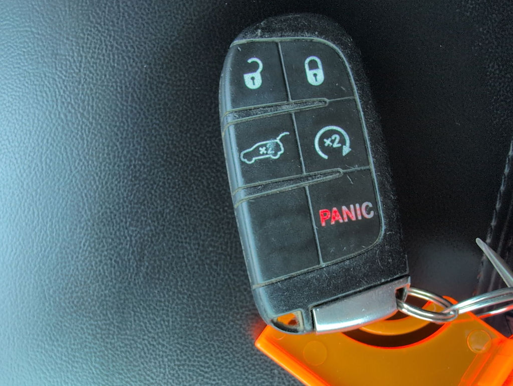 Thumbnail: 2018 Jeep Grand Cherokee - 14