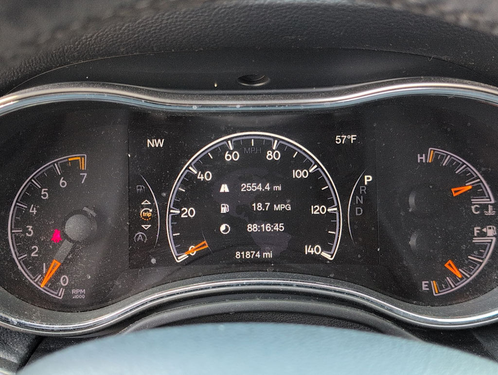 Thumbnail: 2018 Jeep Grand Cherokee - 13